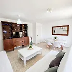 شقة Bright And Cozy Flat By The