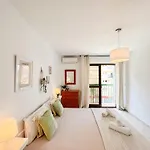 شقة Bright And Cozy Flat By The