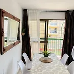 Bright And Cozy Flat By The *