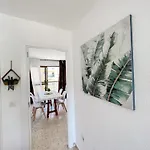 Apartament Bright And Cozy Flat By The *