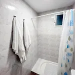 Bright And Cozy Flat By The *