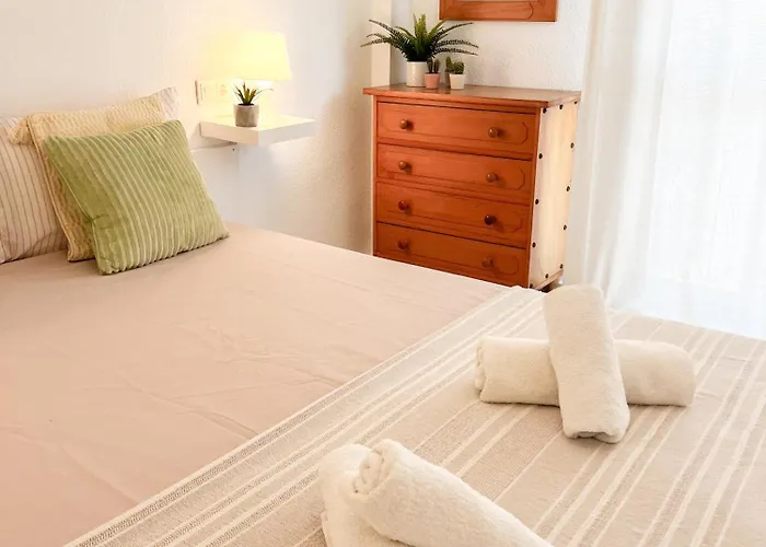 Bright And Cozy Flat By The *