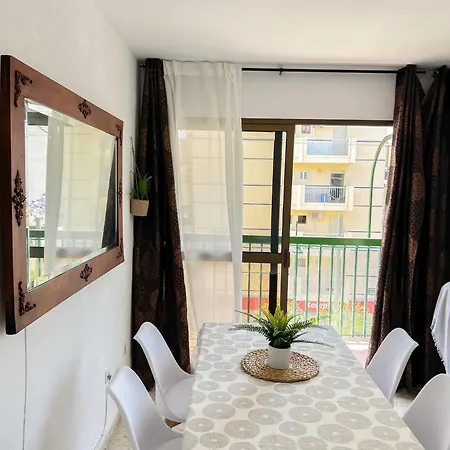 Bright And Cozy Flat By The *