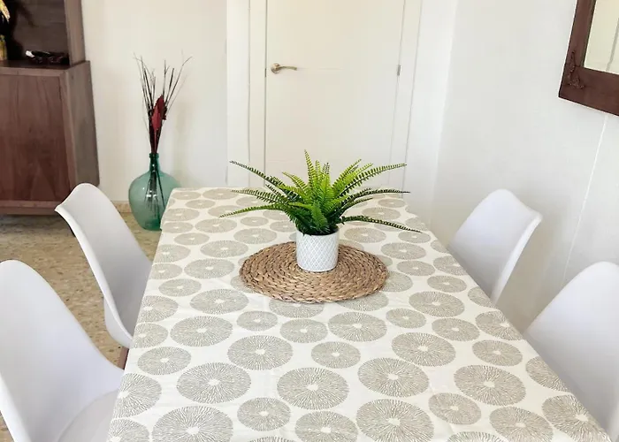 Bright And Cozy Flat By The *