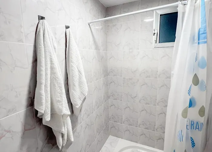 Bright And Cozy Flat By The *