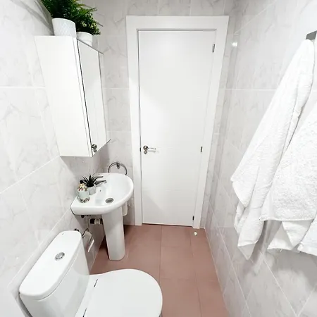 아파트 Bright And Cozy Flat By The