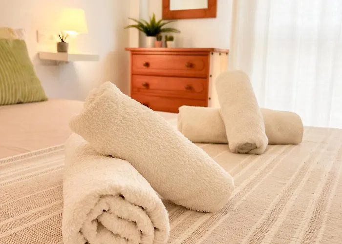 דירה Bright And Cozy Flat By The *